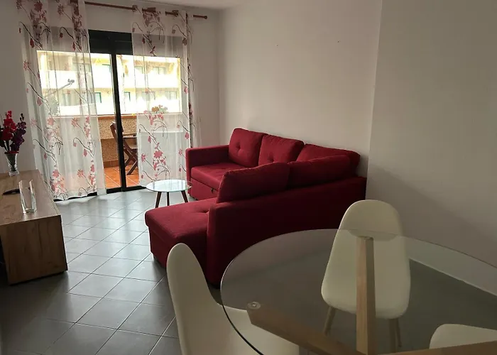 Playa Jardin Terrassenwohnung Mit Pool , 100 Meter Zum 拉克鲁斯